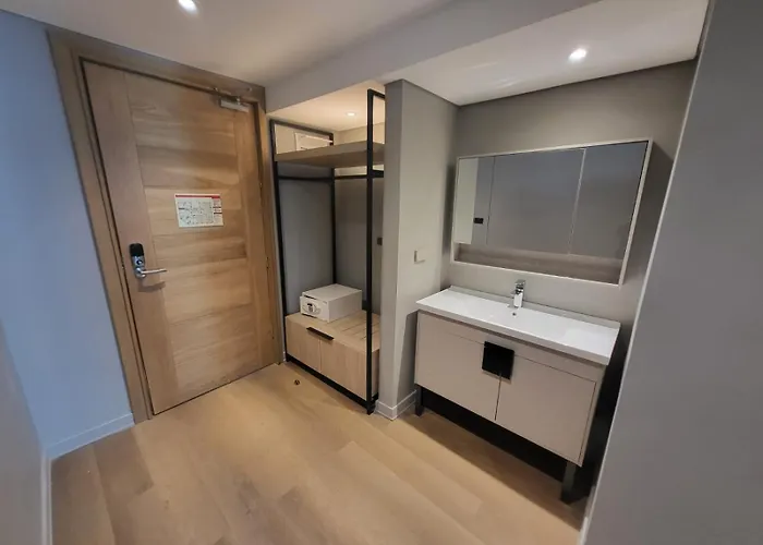 Infinity Tower Suites