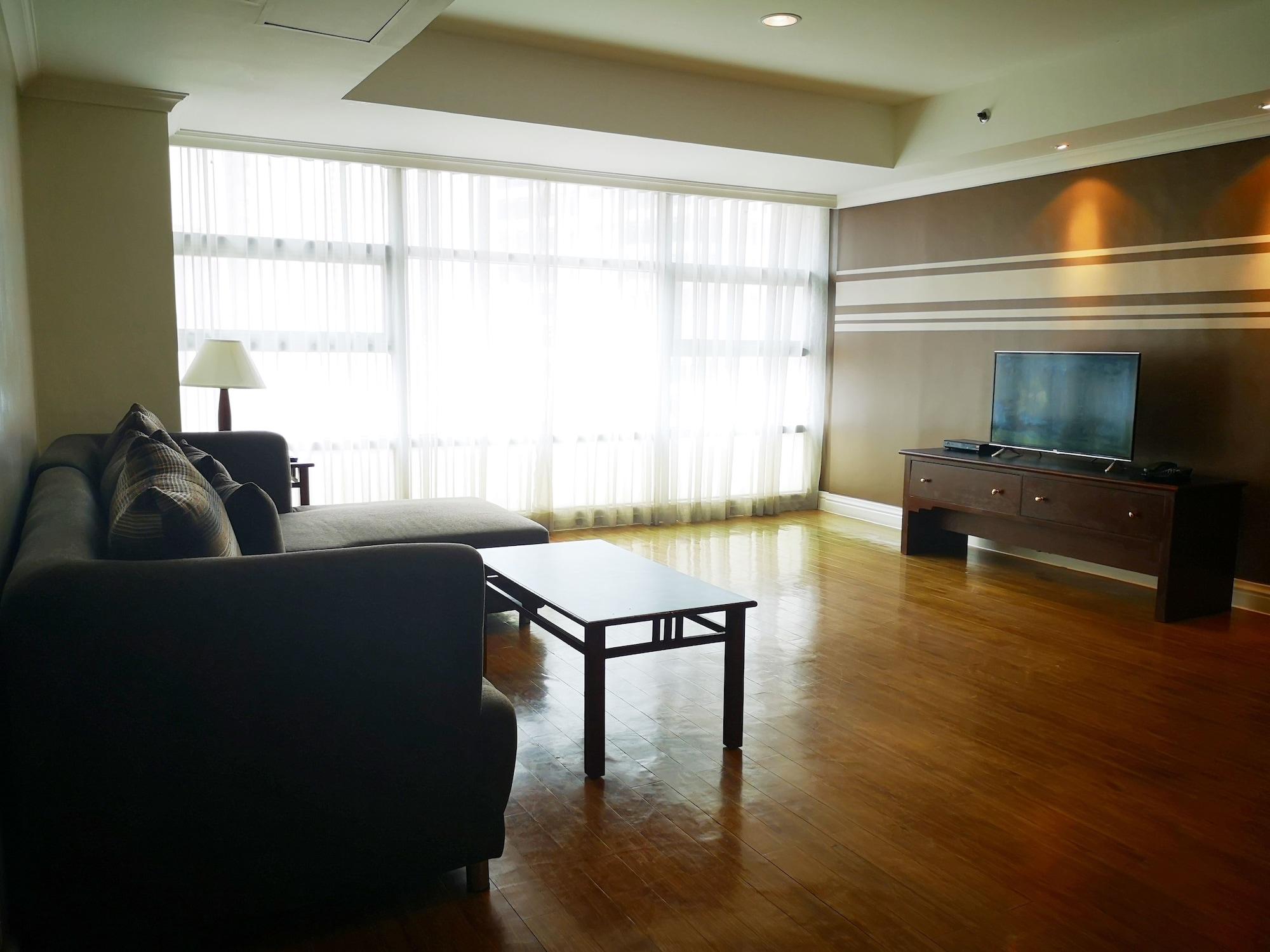 Hotel Infinity Tower