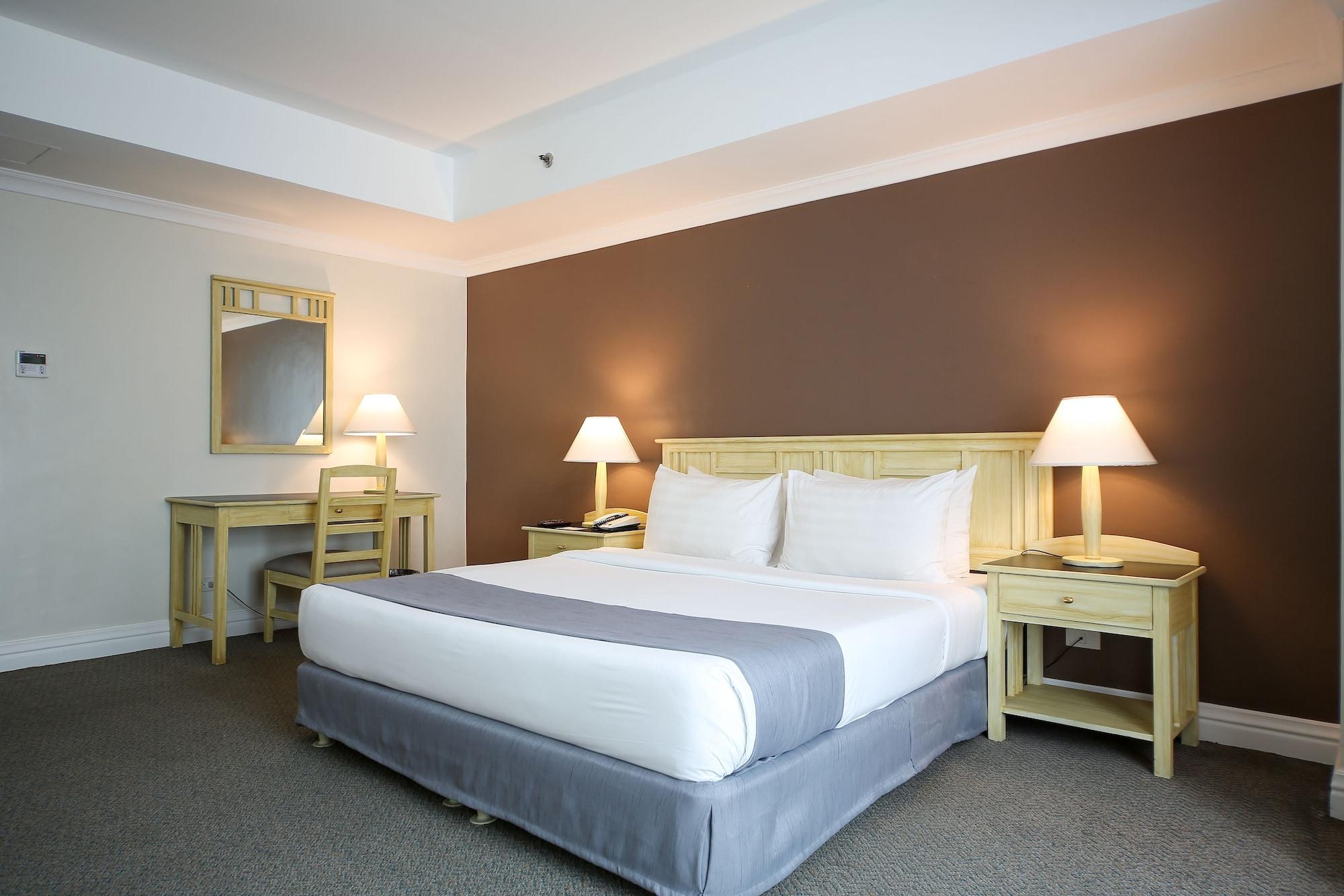 Infinity Tower 4* Makati City