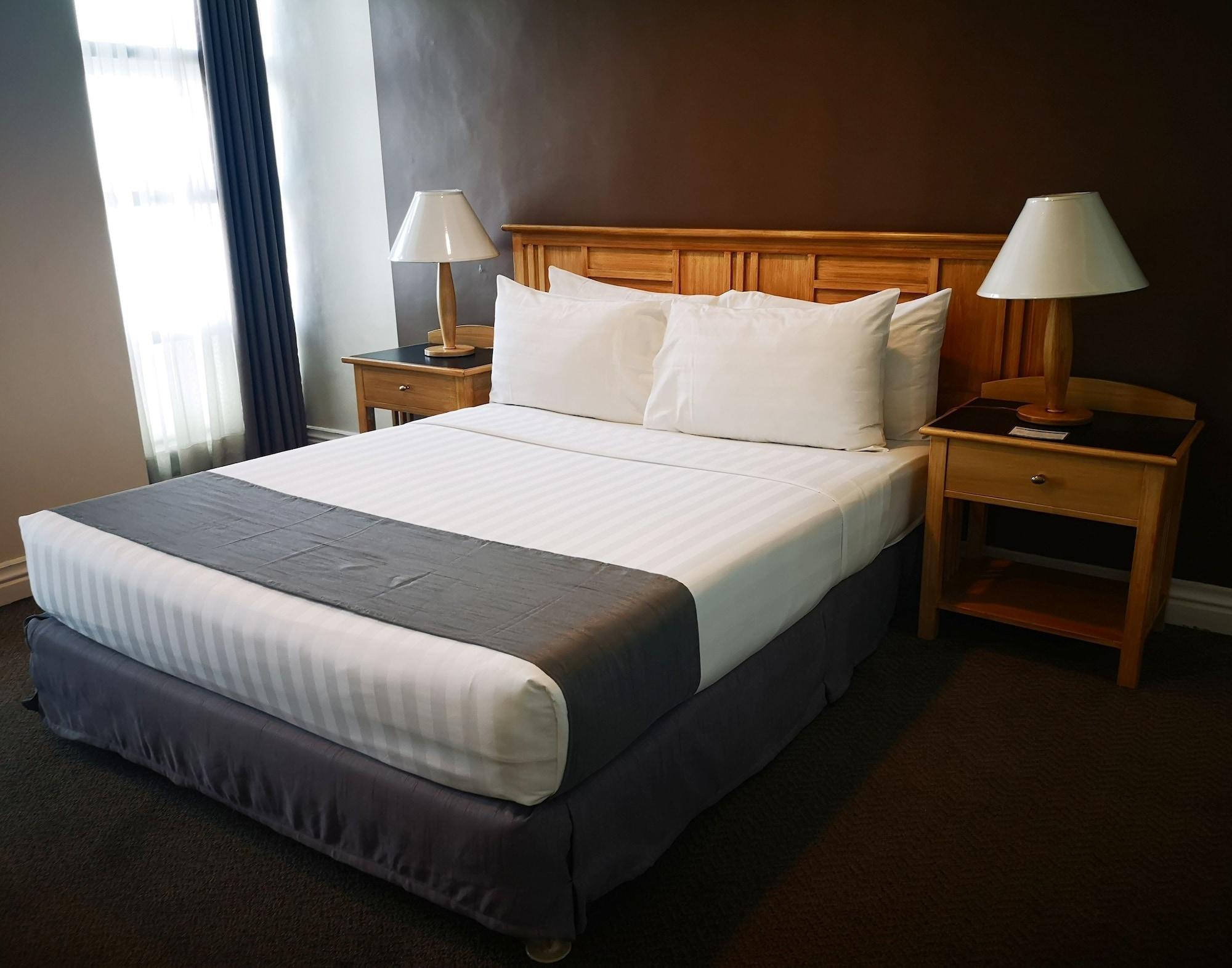 Infinity Tower 4* Makati City